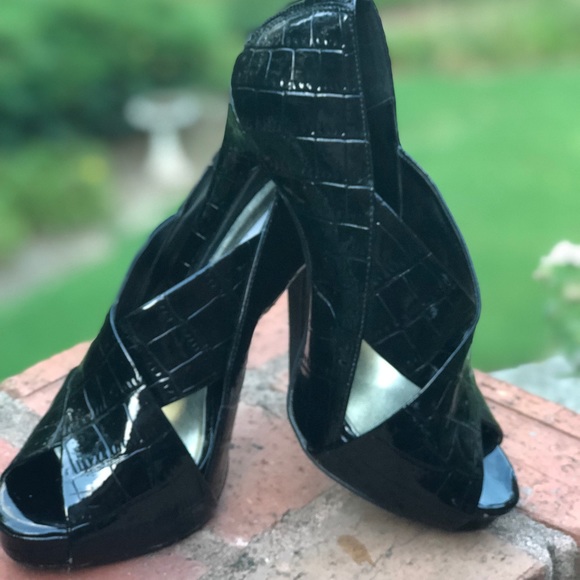 Steve Madden ‘Black Jazzi’ Heels - Picture 4 of 6
